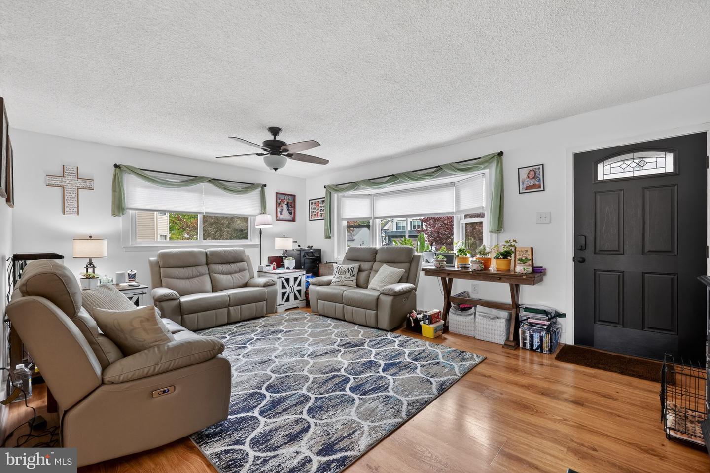 9 Charles Ave Property Photo 11