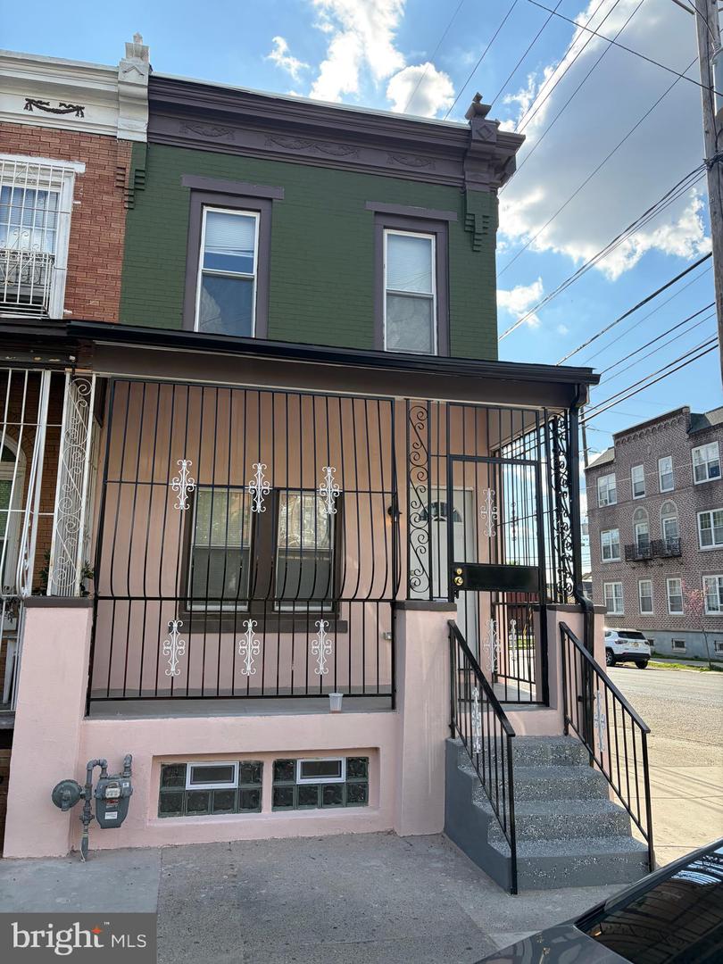 45 N 28TH ST Property Photo 1