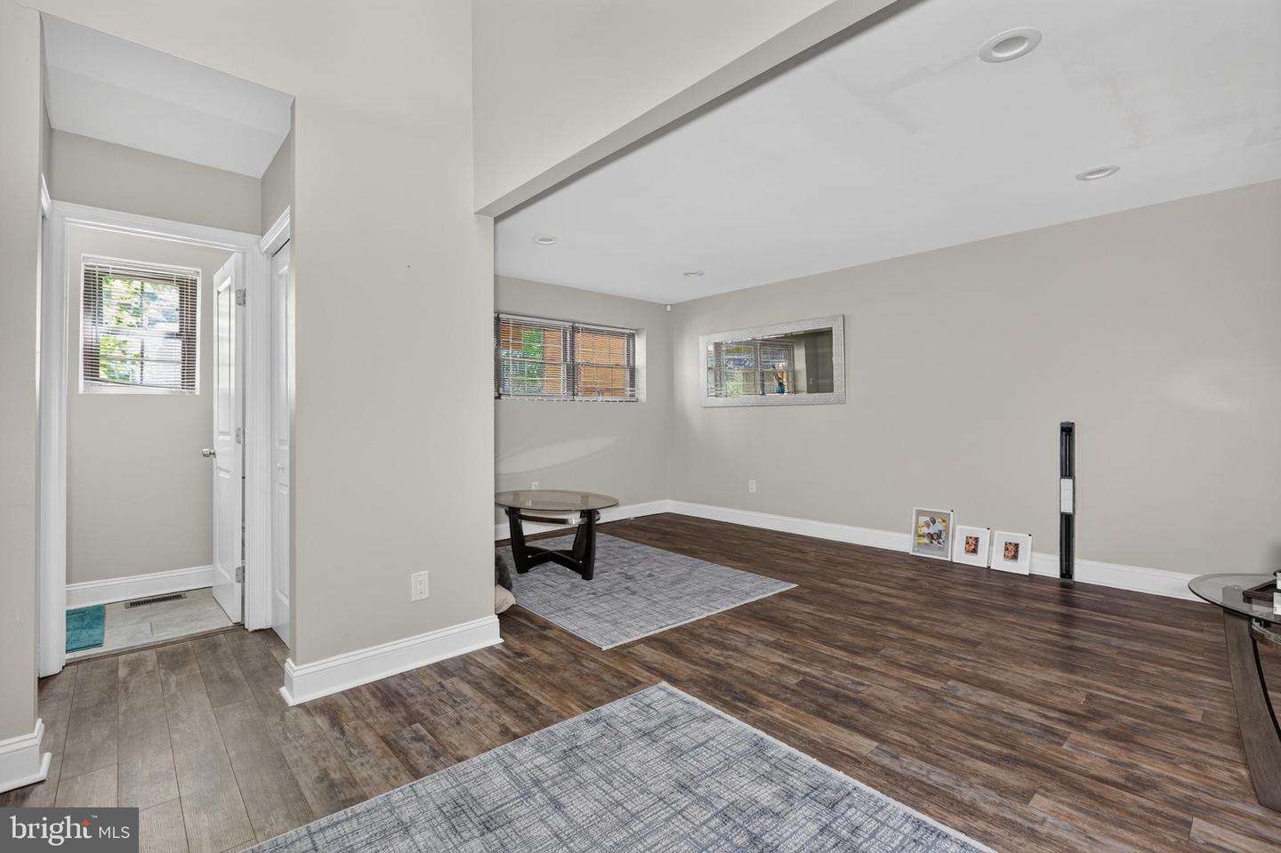 219 Keats Ct Property Photo 17