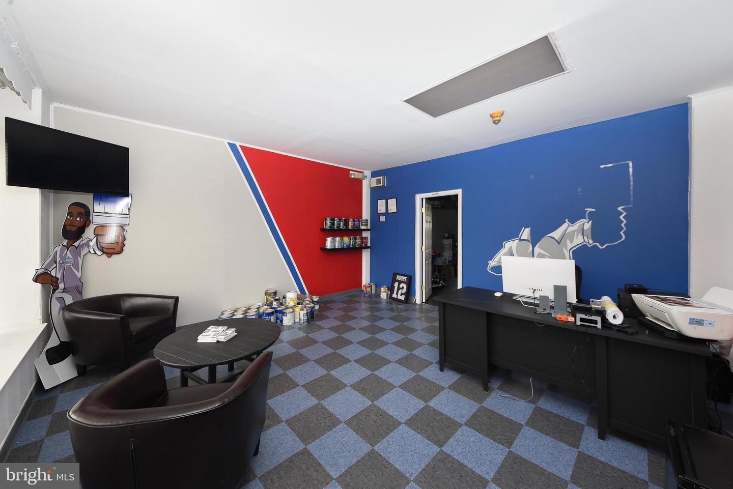 104 New Broadway Property Photo 4