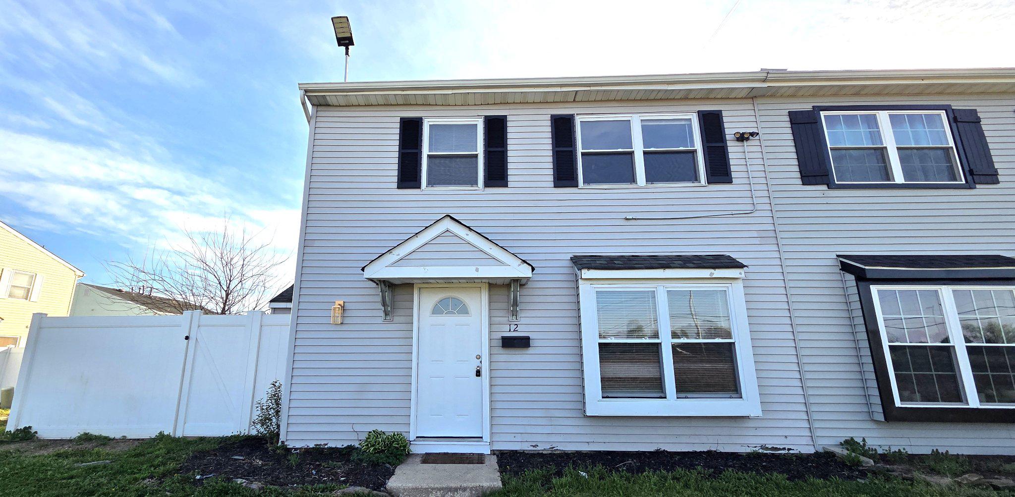12 LEHIGH CT Property Photo 1