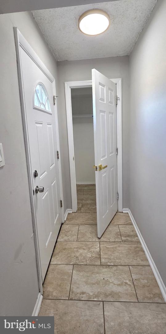12 Lehigh Ct Property Photo 5