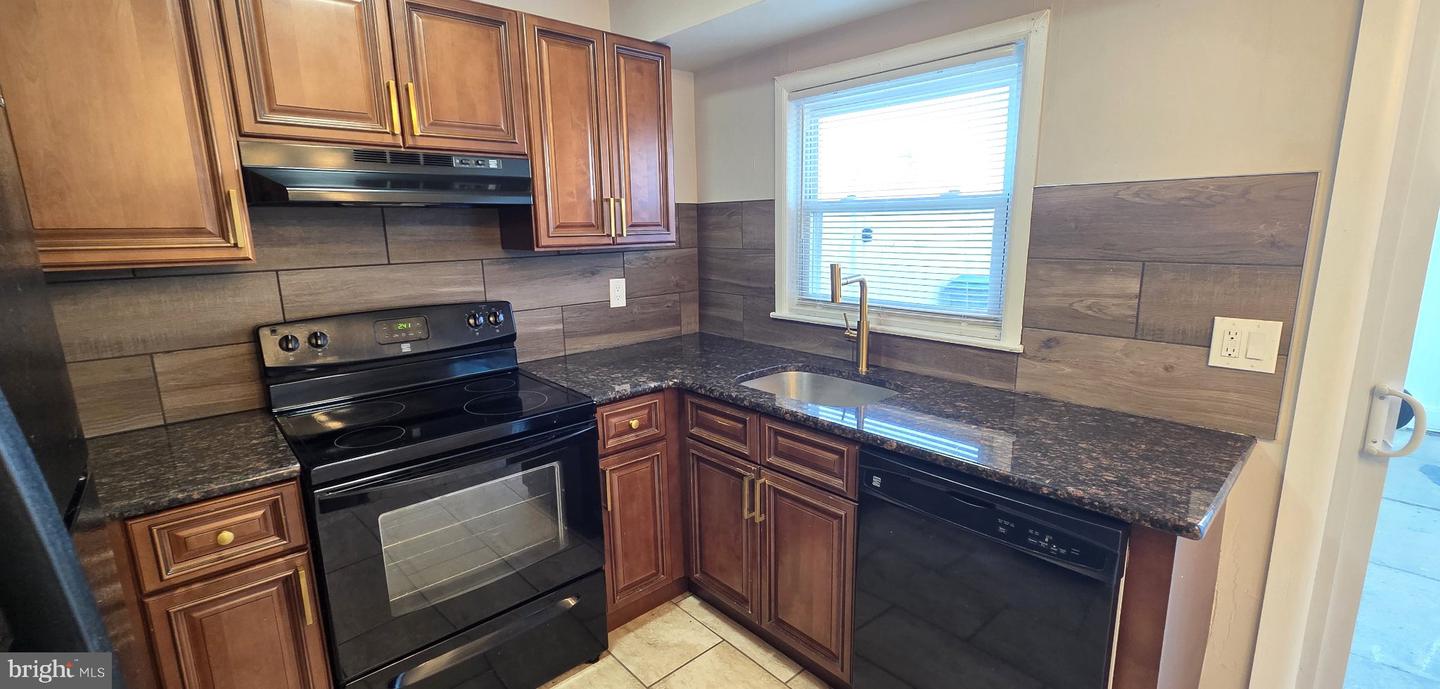12 Lehigh Ct Property Photo 11