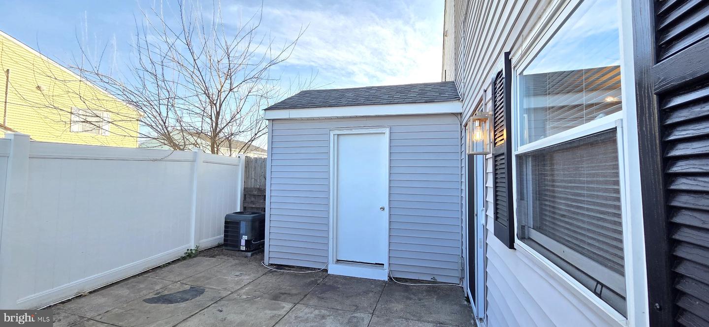 12 Lehigh Ct Property Photo 16