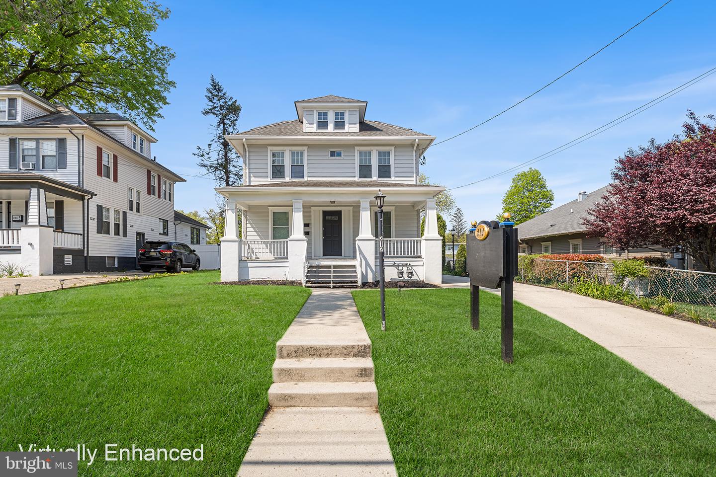 212 WHITE HORSE