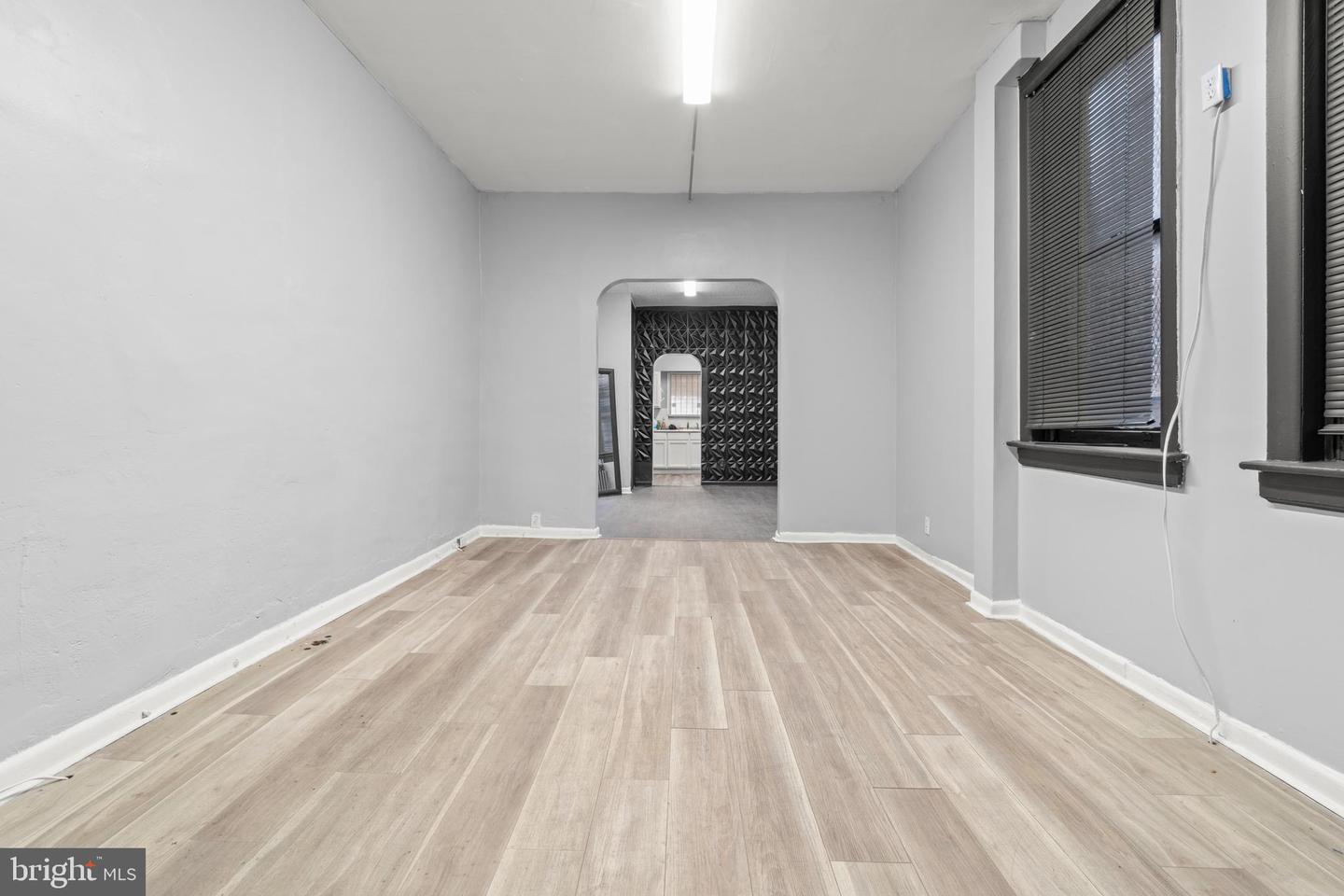 1513 Mt Ephraim Property Photo 6