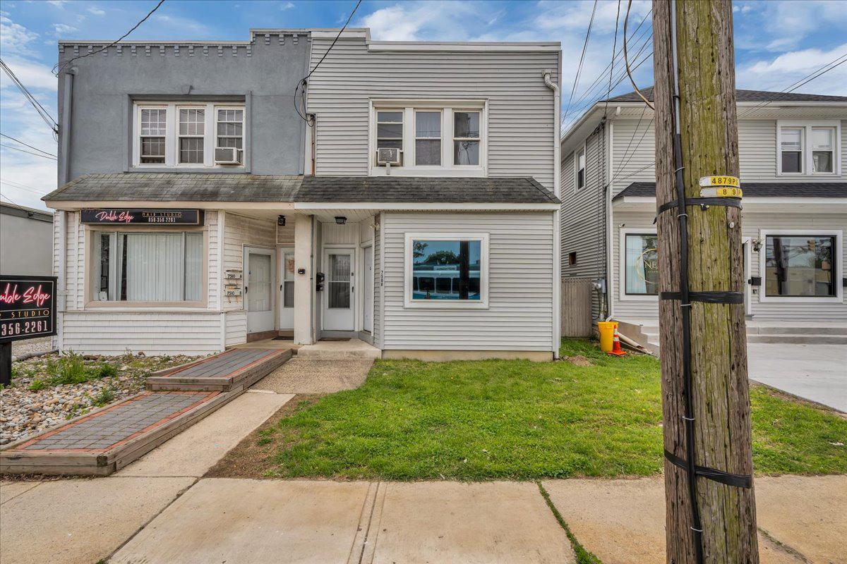 7508 Maple Ave Property Photo 2