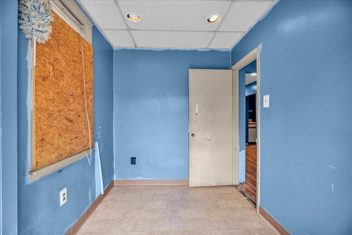 7508 Maple Ave Property Photo 13