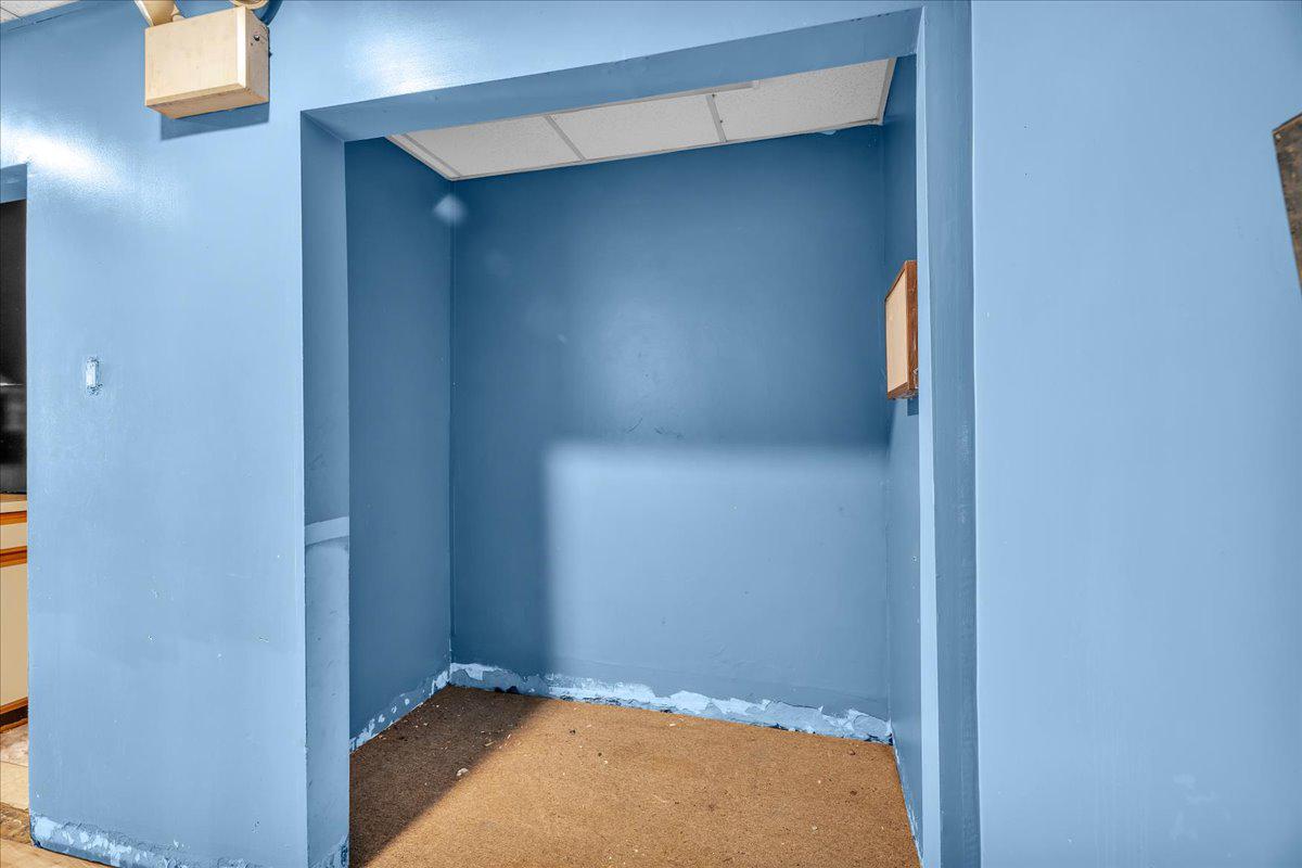 7508 Maple Ave Property Photo 14