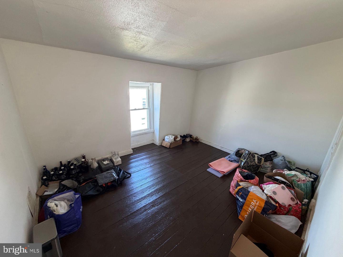 25 S Sussex St Property Photo 7