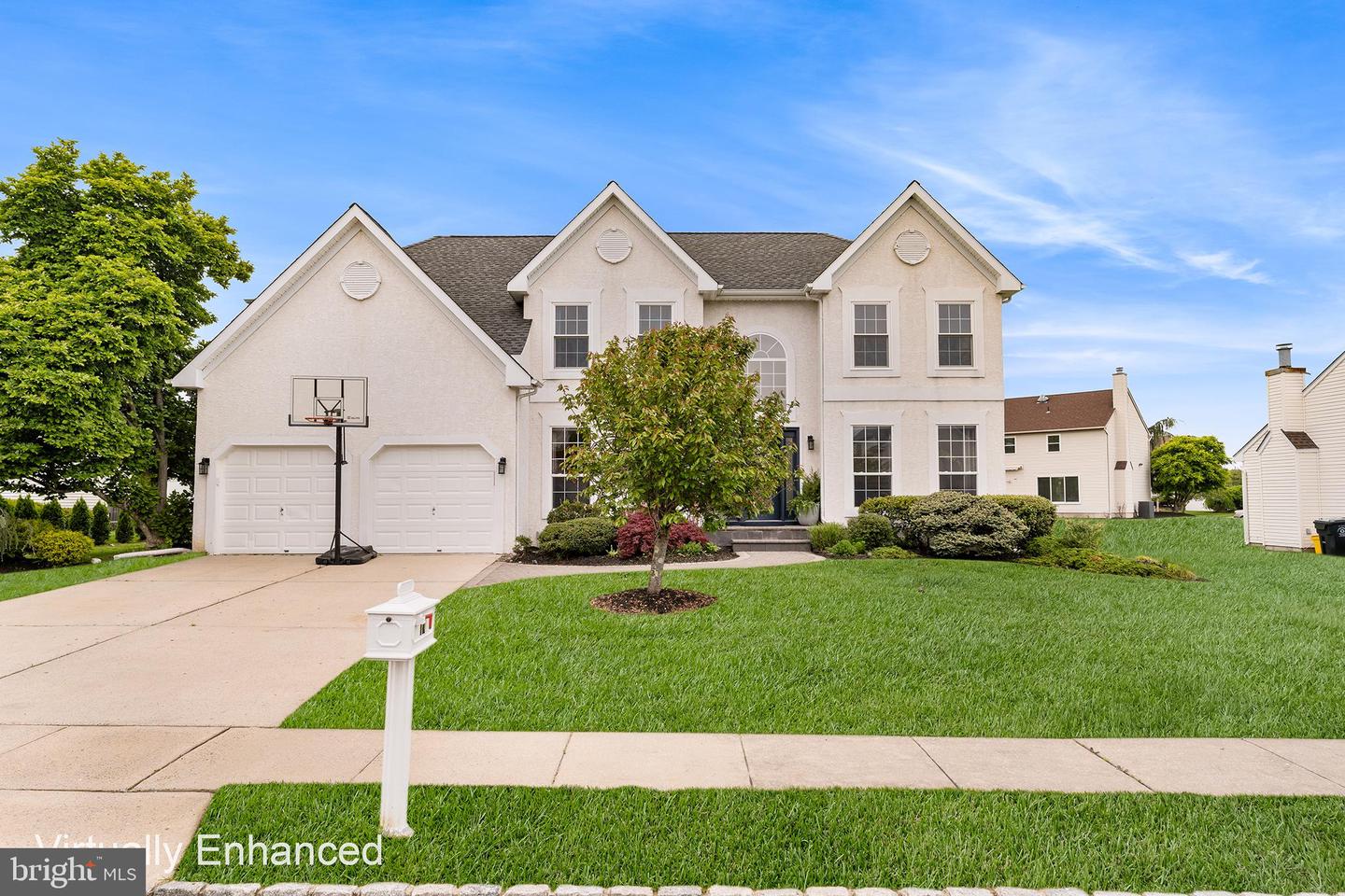 19 Chambord Ln Property Photo 1