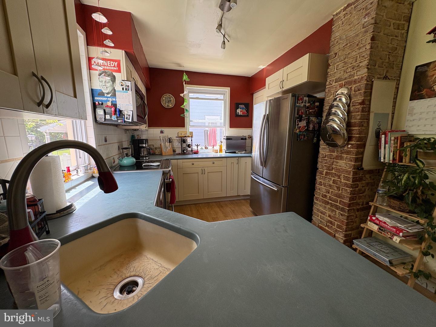 6144 Rogers Ave Property Photo 6