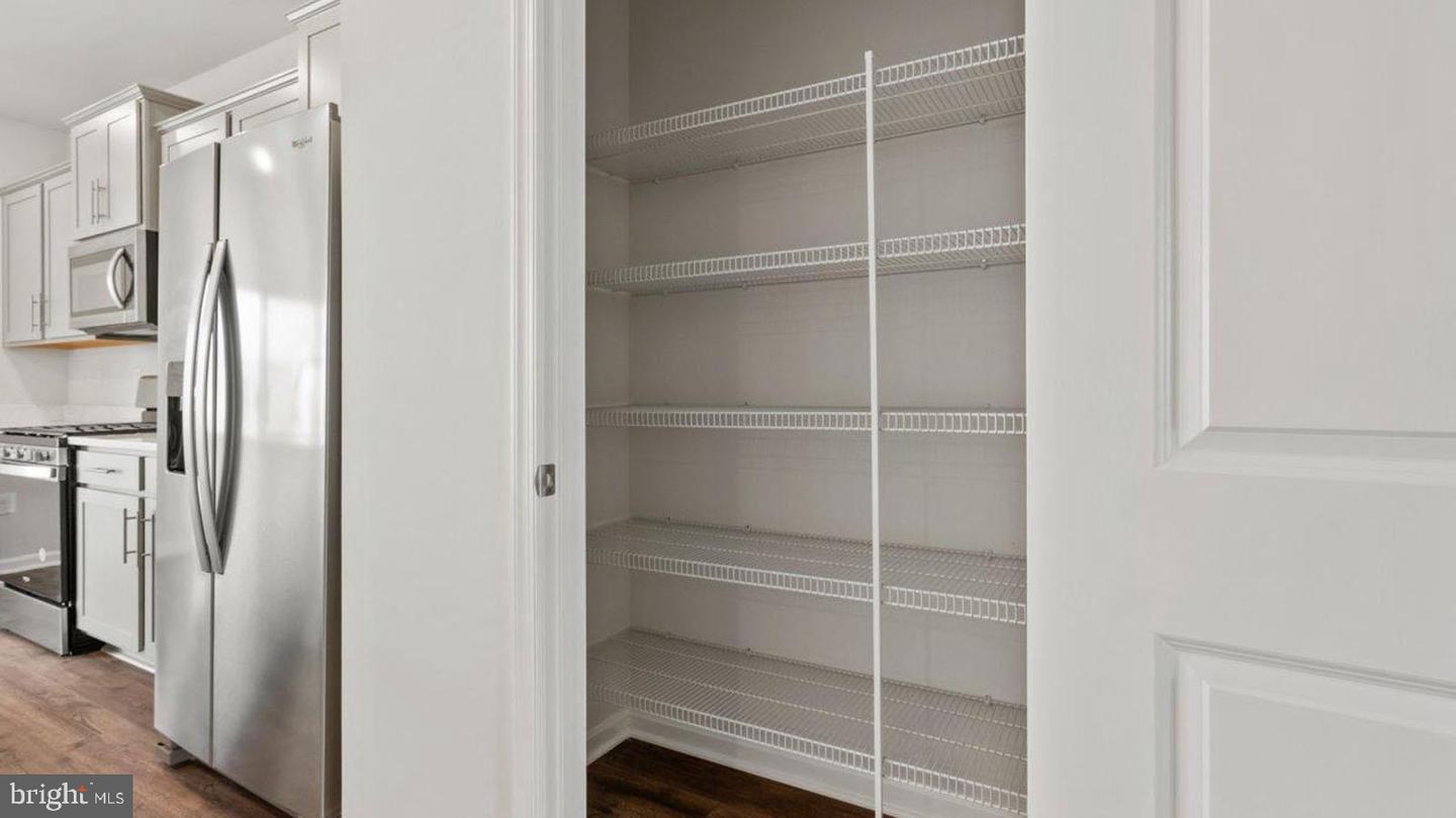 5 Spencer Way Property Photo 7