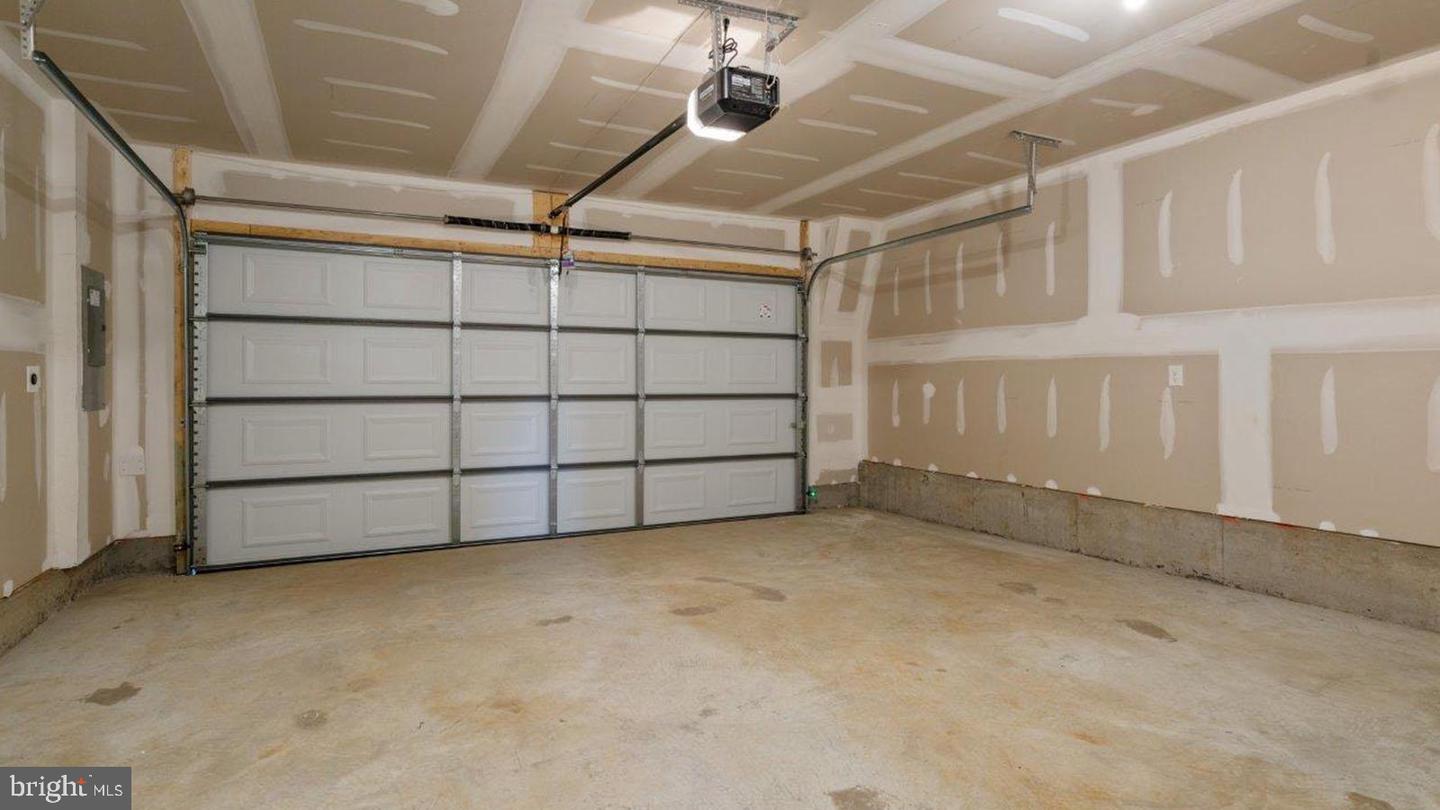 5 Spencer Way Property Photo 40