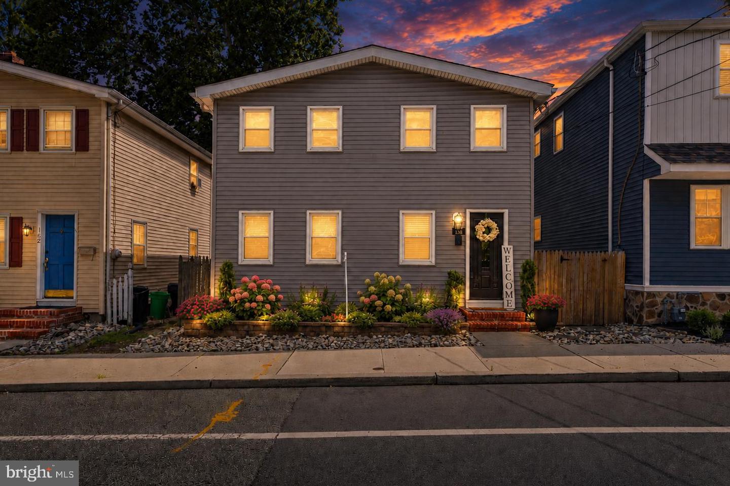 158 Ellis St Property Photo 1