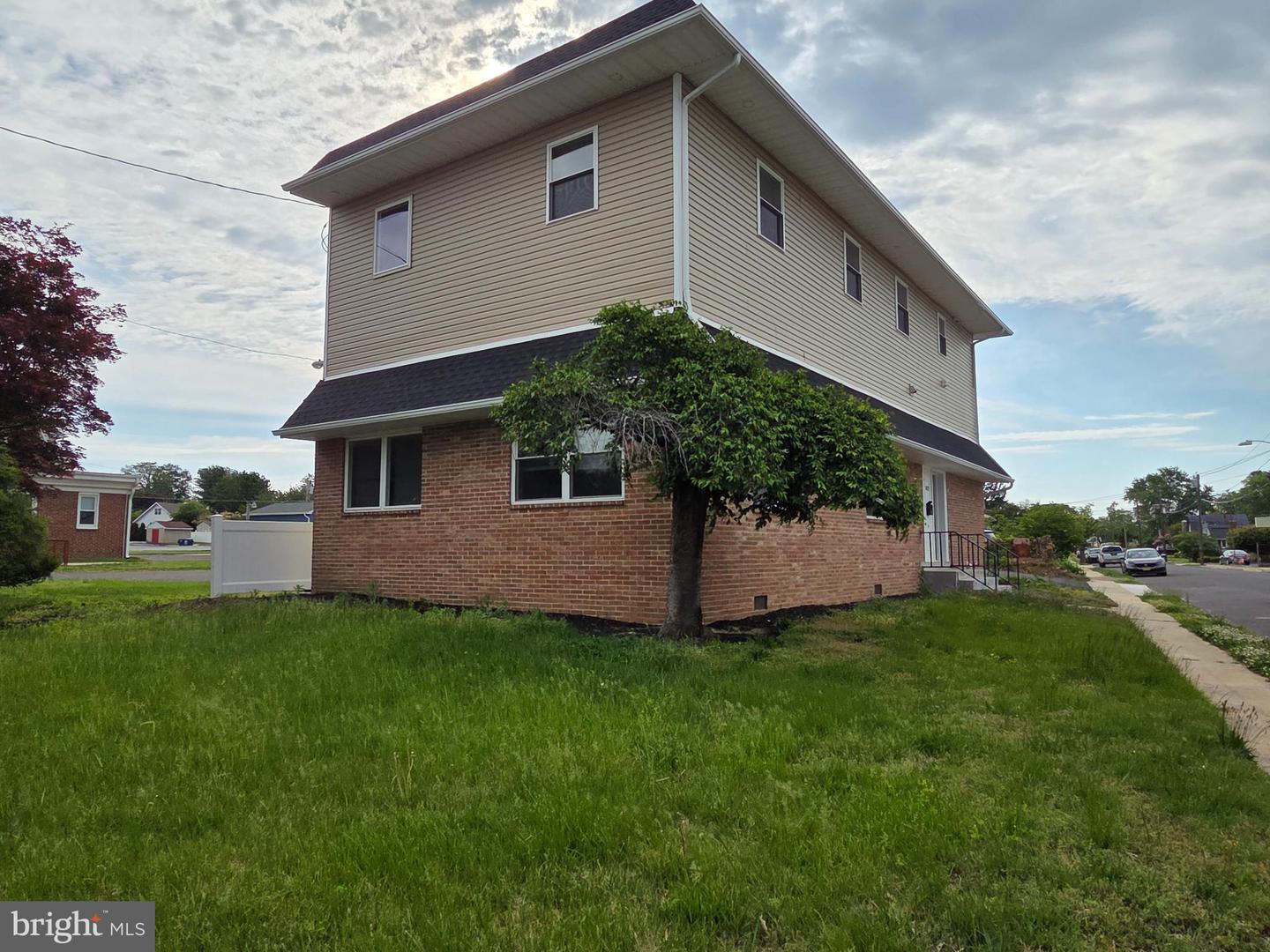 102 E Clements Bridge Rd #2 Property Photo 10