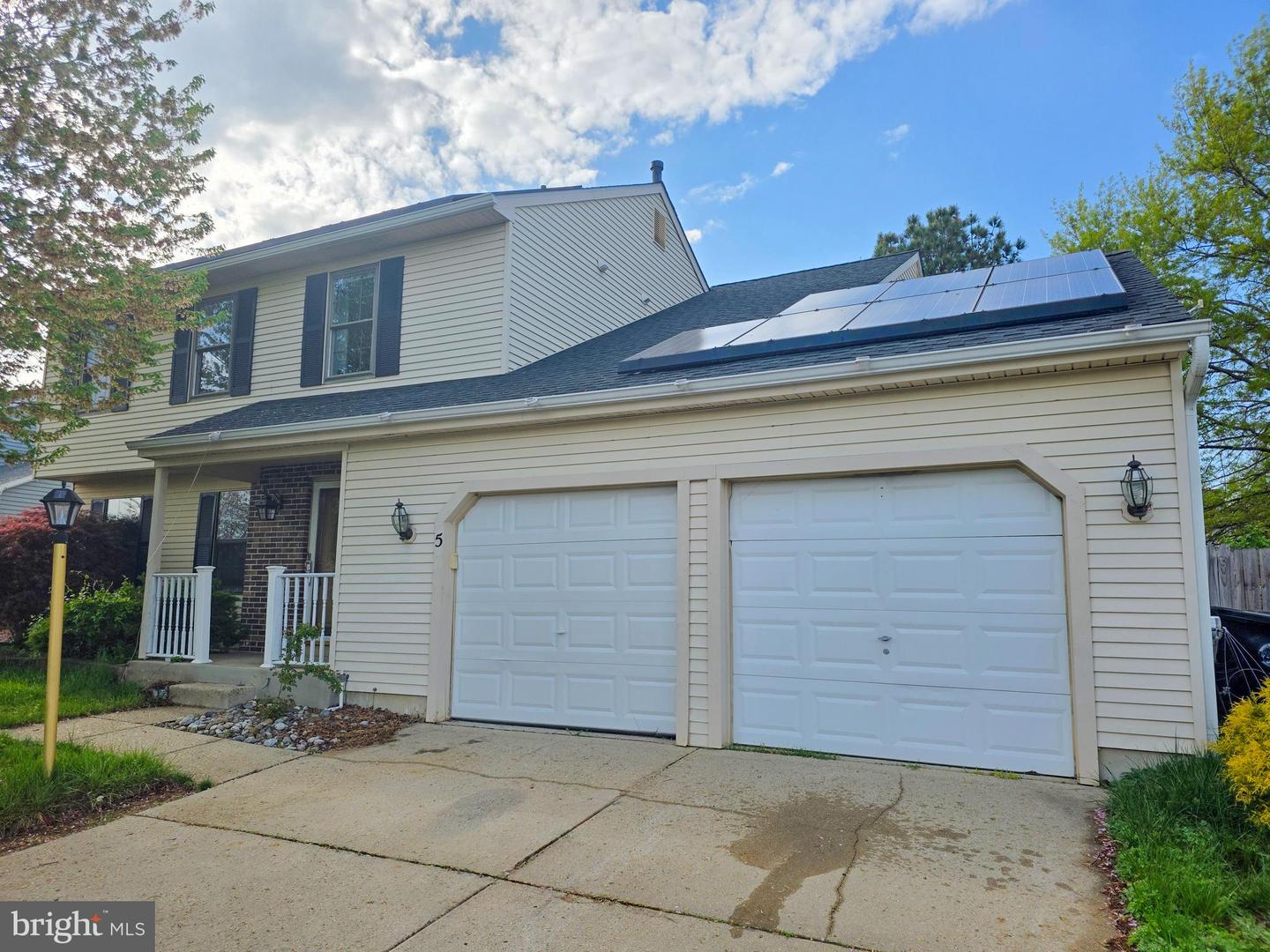 5 CHAPEL CIR Property Photo 1