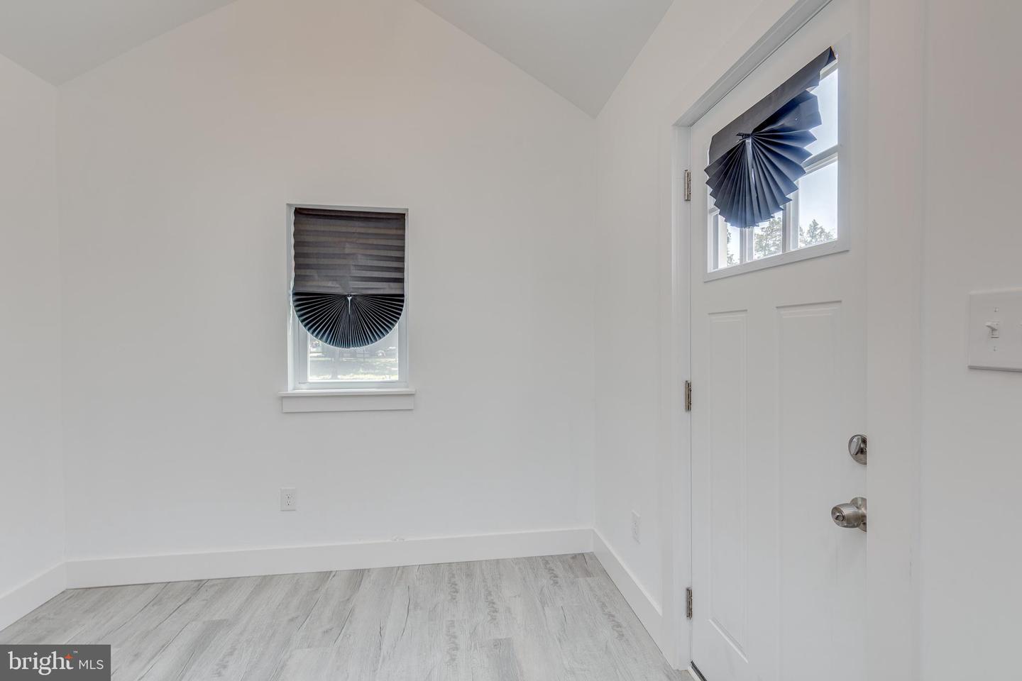36 Atlantic Ave Property Photo 26