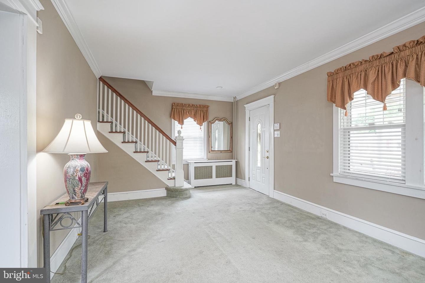 6729 Cedar Ave Property Photo 5