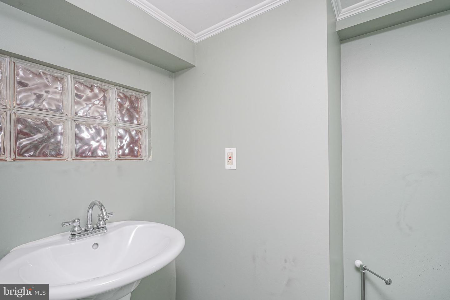 6729 Cedar Ave Property Photo 25