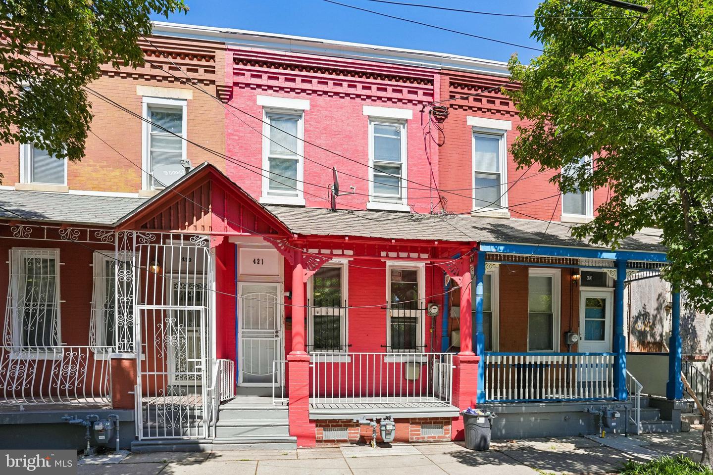 421 Trenton Ave Property Photo 1