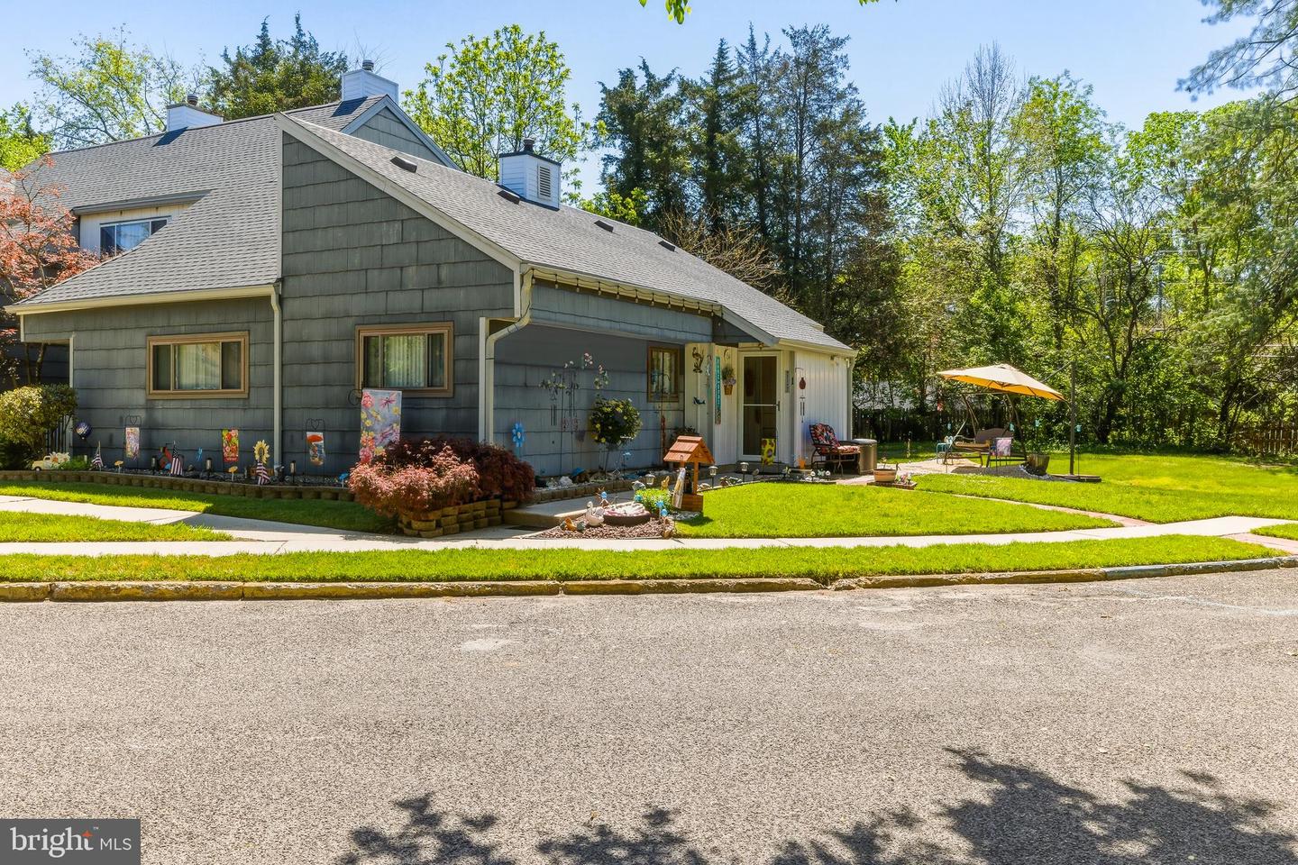 1 Georgetowne Property Photo 1