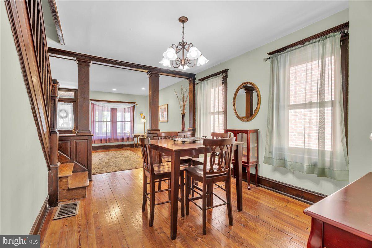 60 Lincoln Ave Property Photo 6