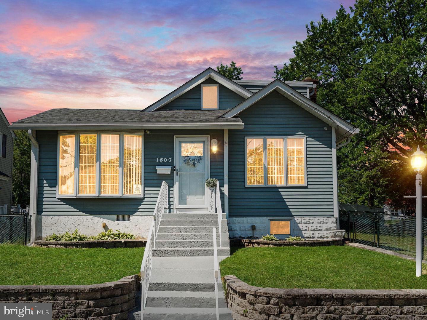 1507 48th St Property Photo 1