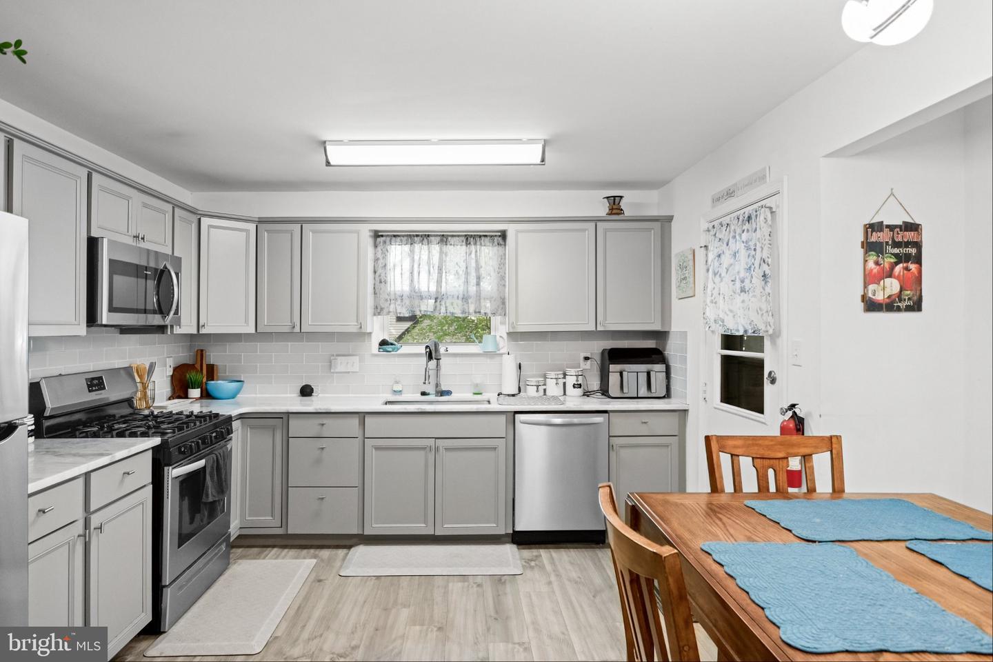 4 Prospect Ct Property Photo 8
