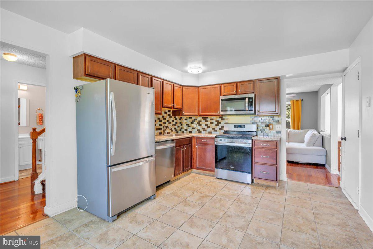 25 Harvest Property Photo 6