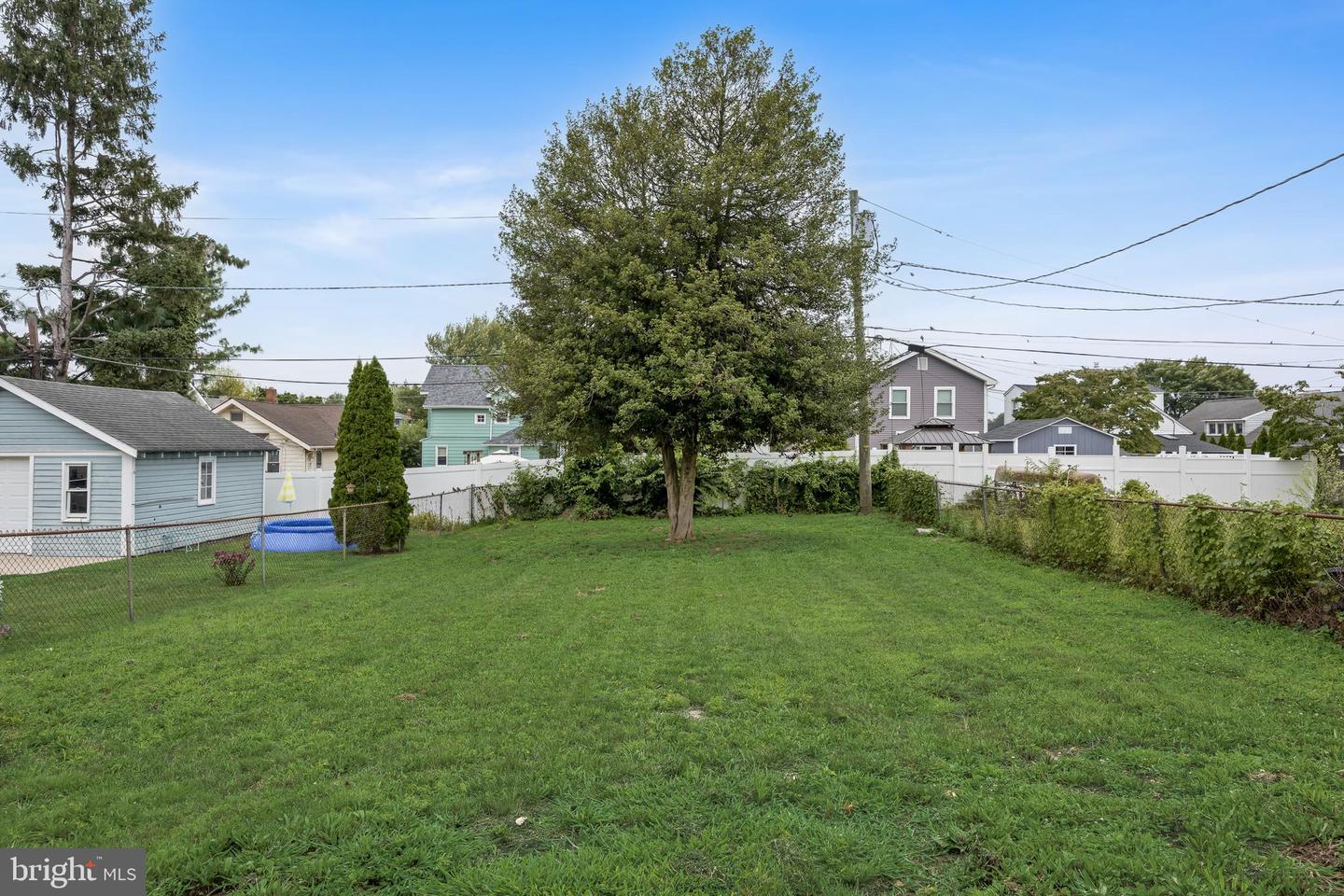 133 Lafayette Rd Property Photo 17