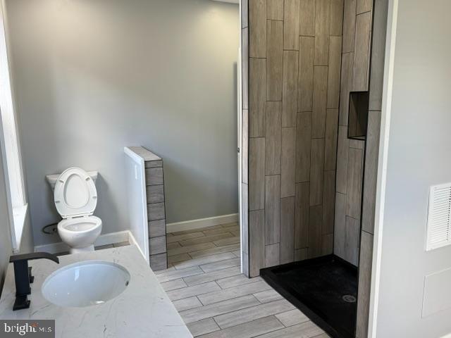 440 Henry St Property Photo 6