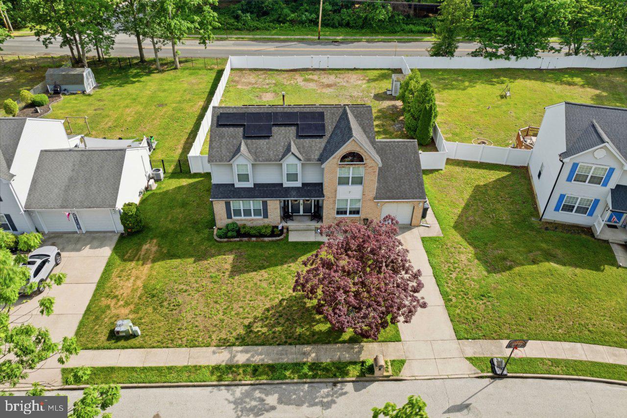 7 York Ct Property Photo 6