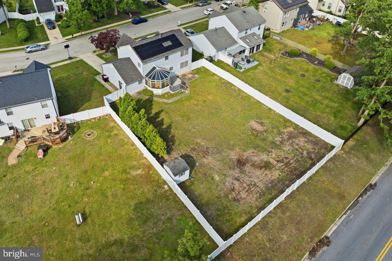 7 York Ct Property Photo 8