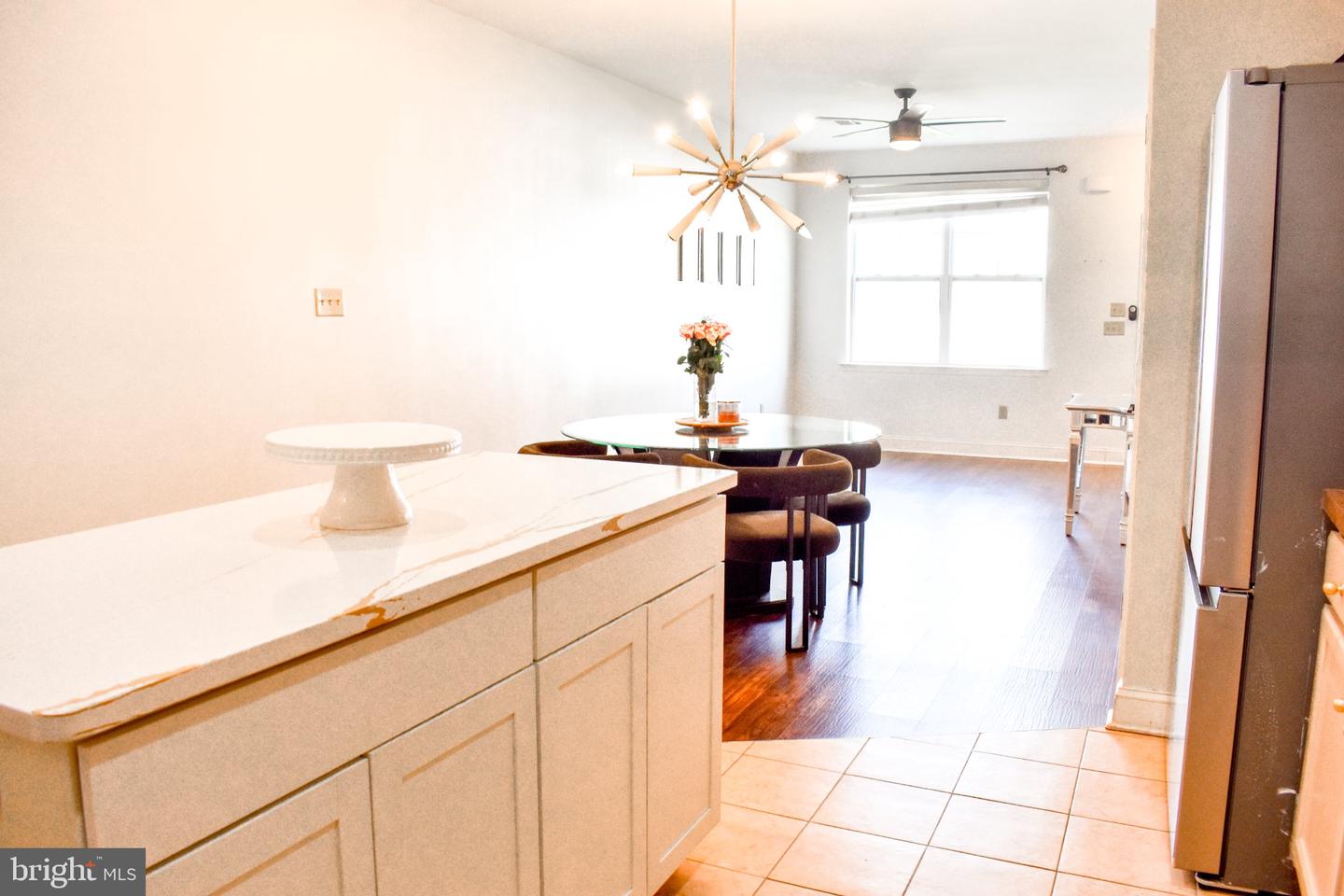 25 Rowand Way E Property Photo 4