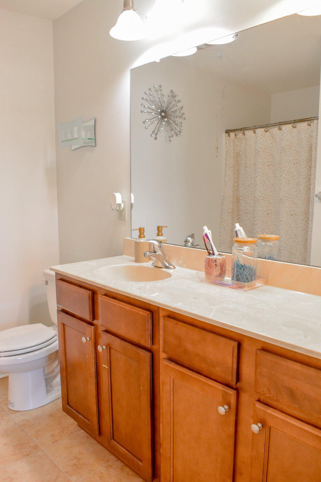 25 Rowand Way E Property Photo 10