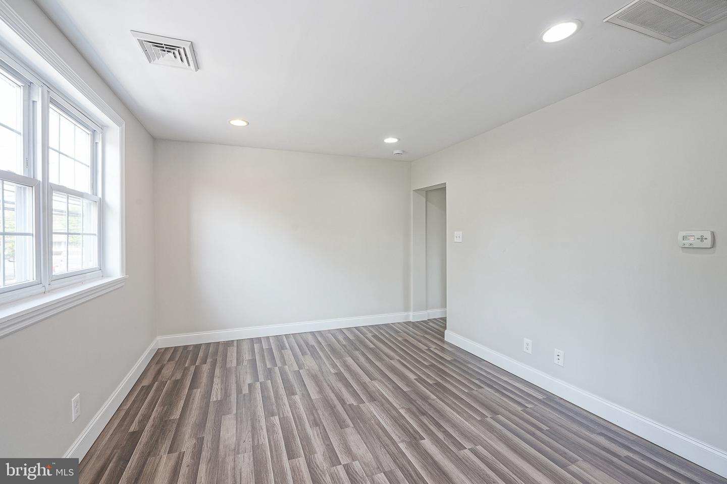 69 A Ellis St Property Photo 10