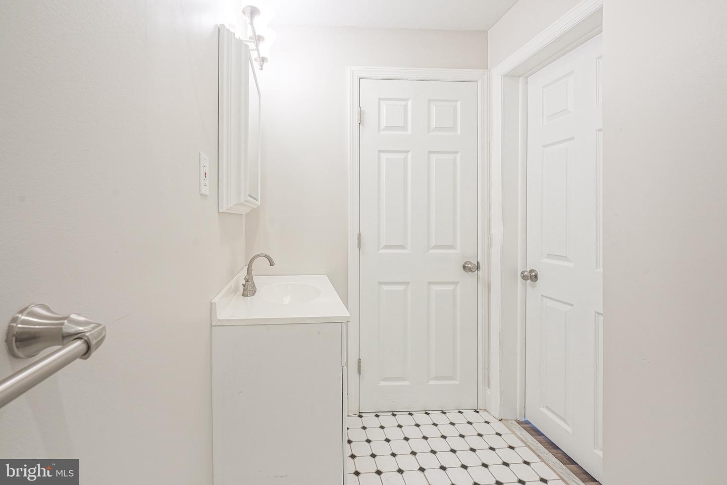 69 A Ellis St Property Photo 17