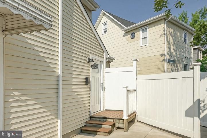 69 A Ellis St Property Photo 21
