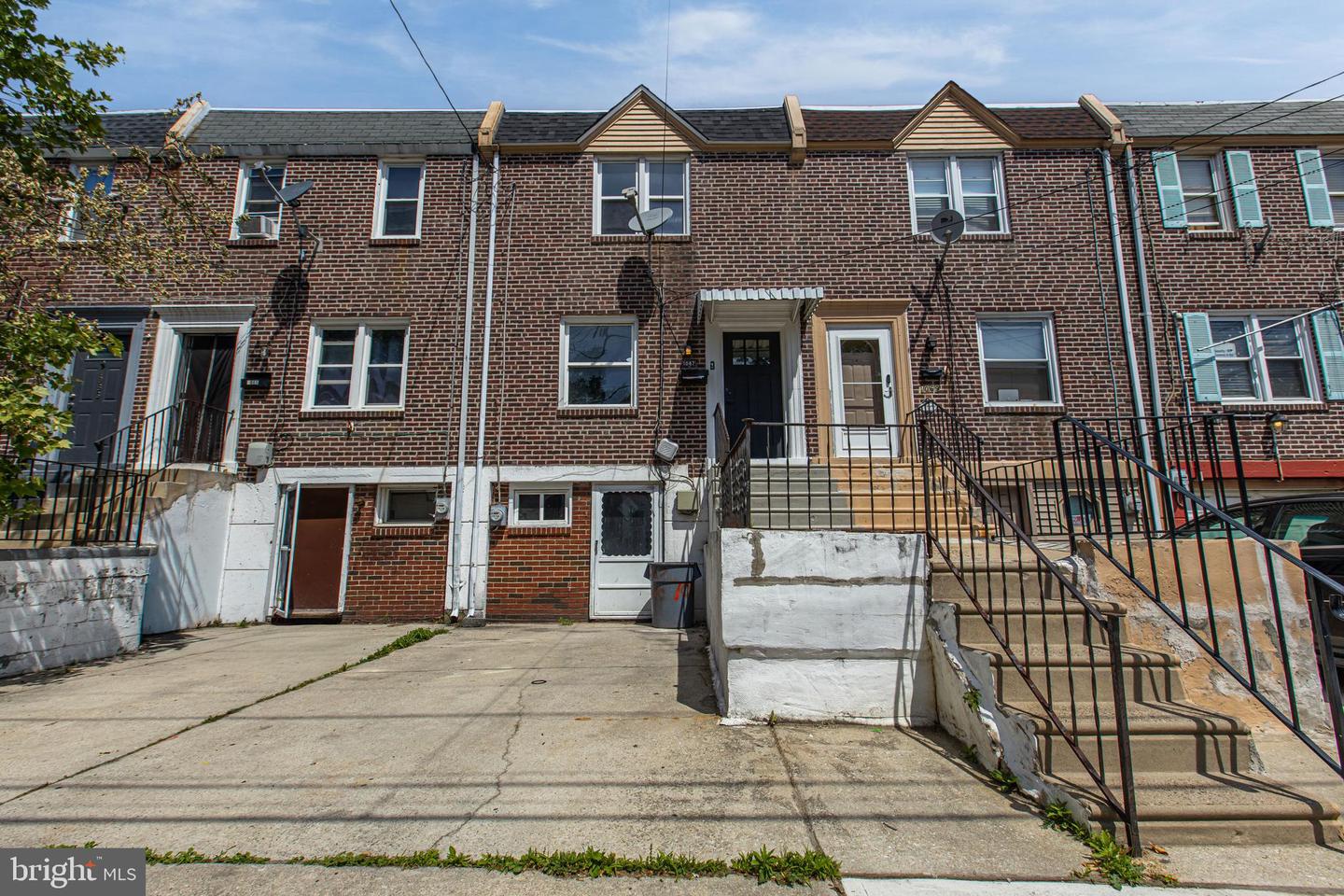 1067 S Merrimac Rd Property Photo 1
