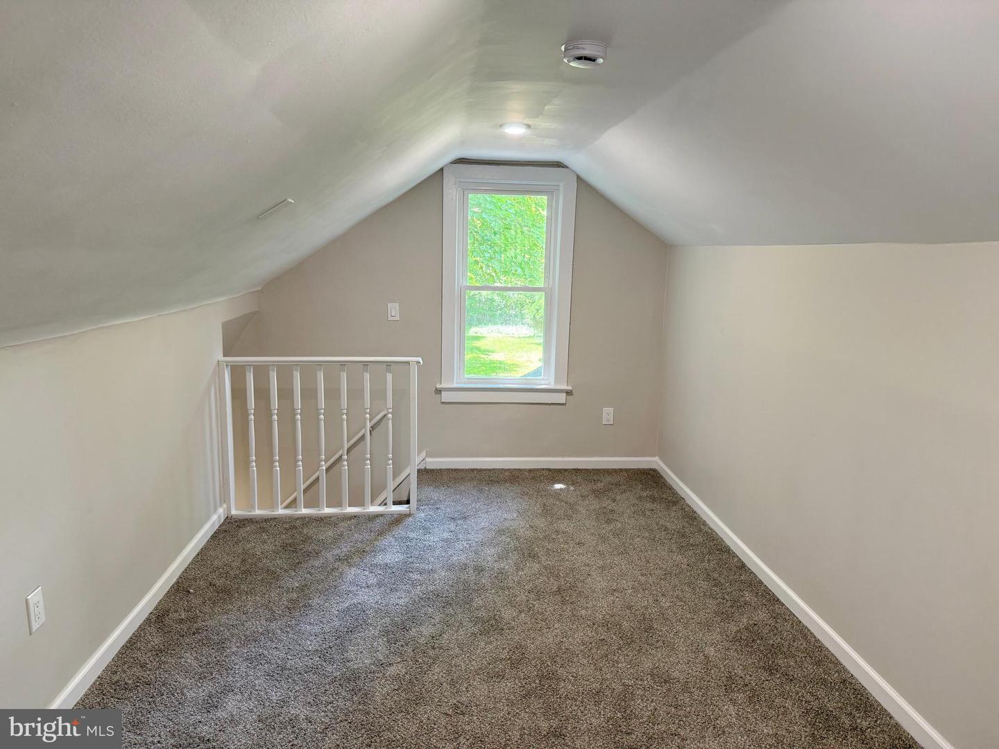 714 Woodlynne Ave Property Photo 16
