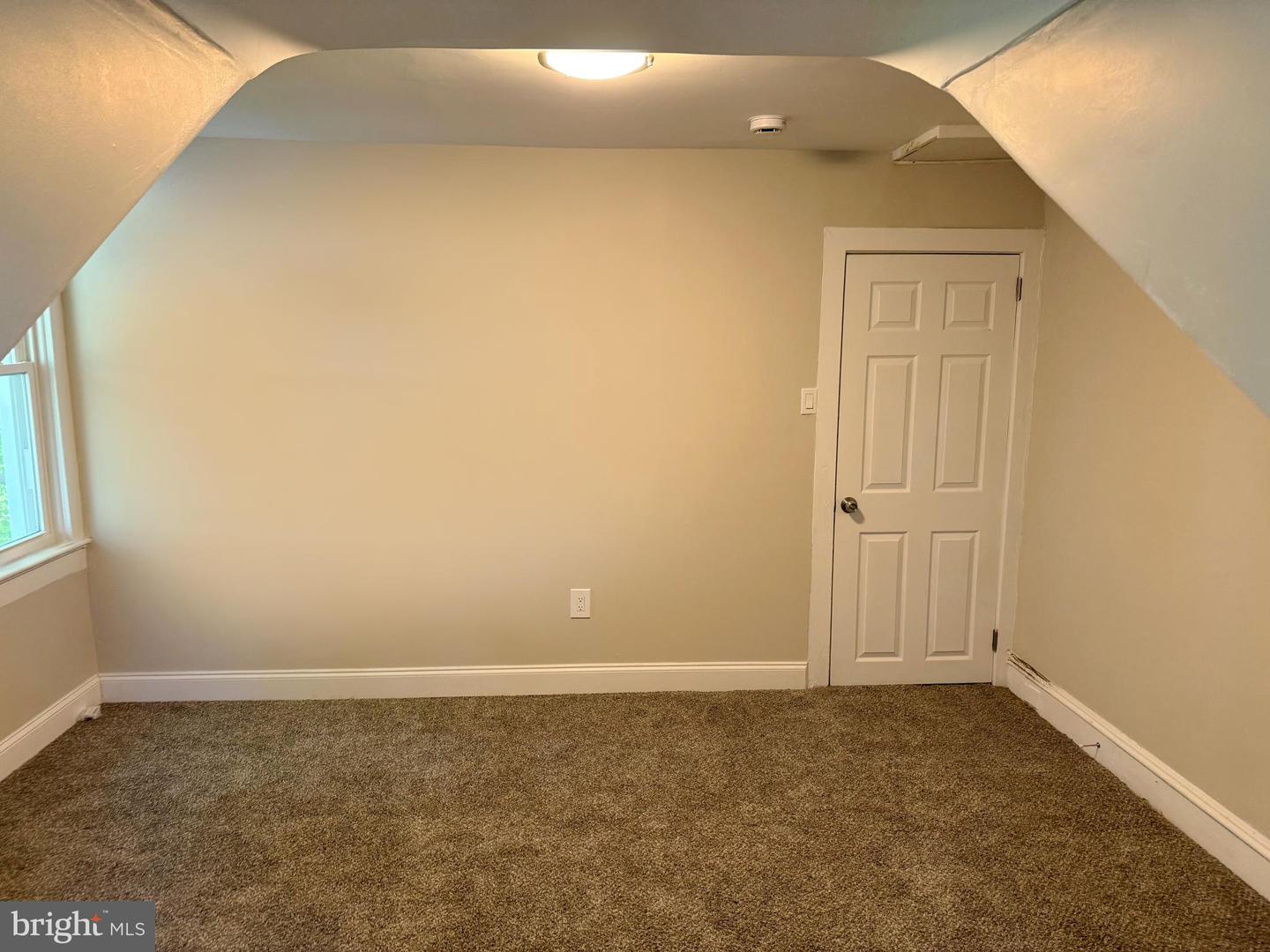 714 Woodlynne Ave Property Photo 21