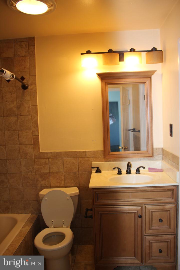 146 Oakmont Rd Property Photo 45