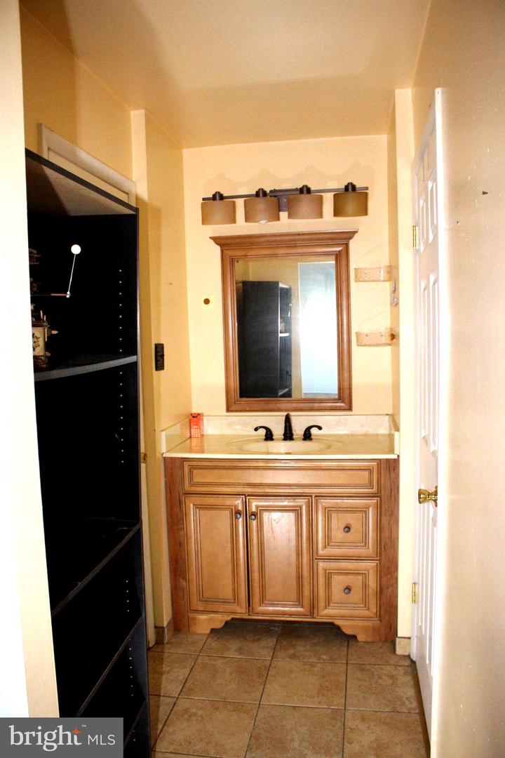 146 Oakmont Rd Property Photo 48