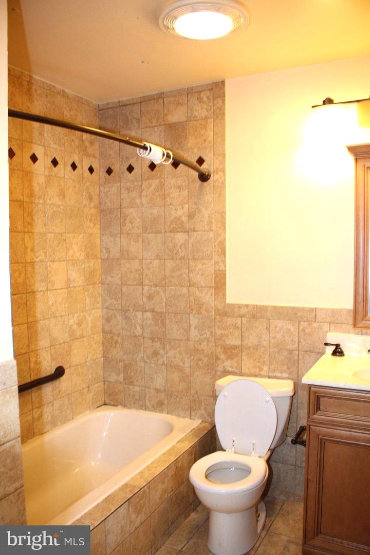 146 Oakmont Rd Property Photo 59