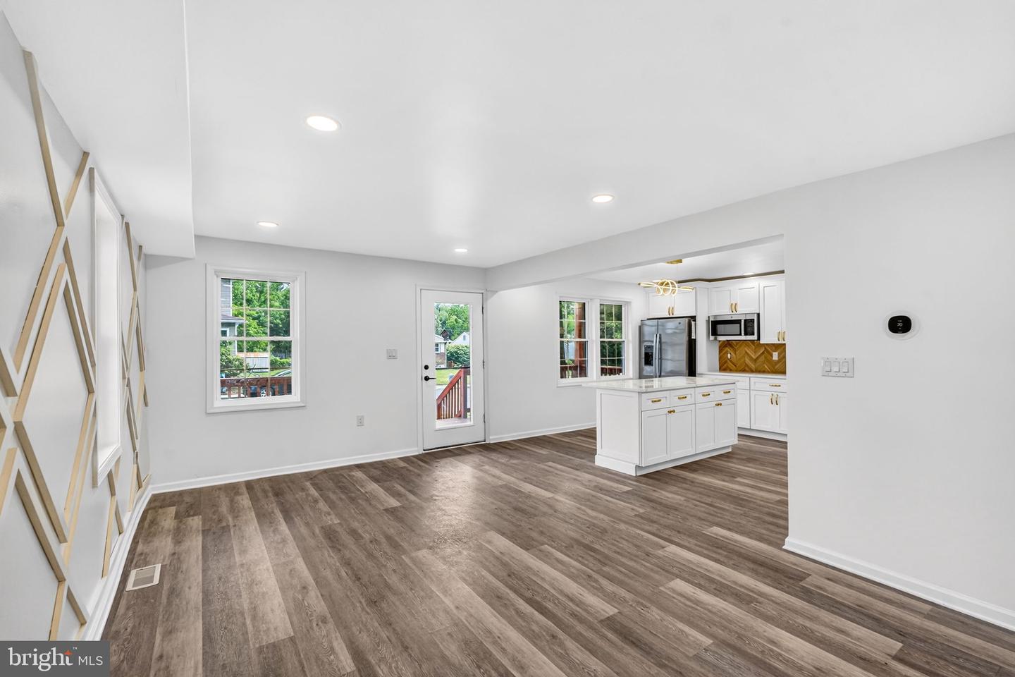 23 Gloucester Ave Property Photo 18