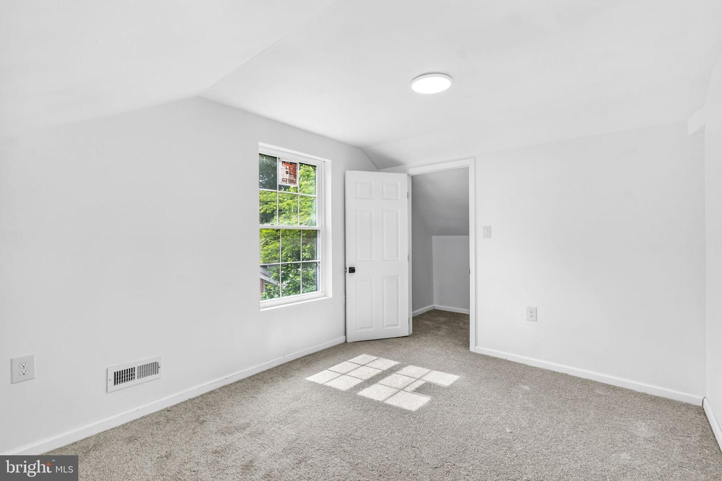 23 Gloucester Ave Property Photo 24