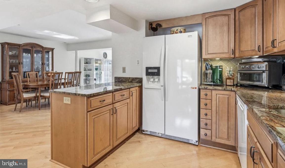 1606 Chanticleer Property Photo 17