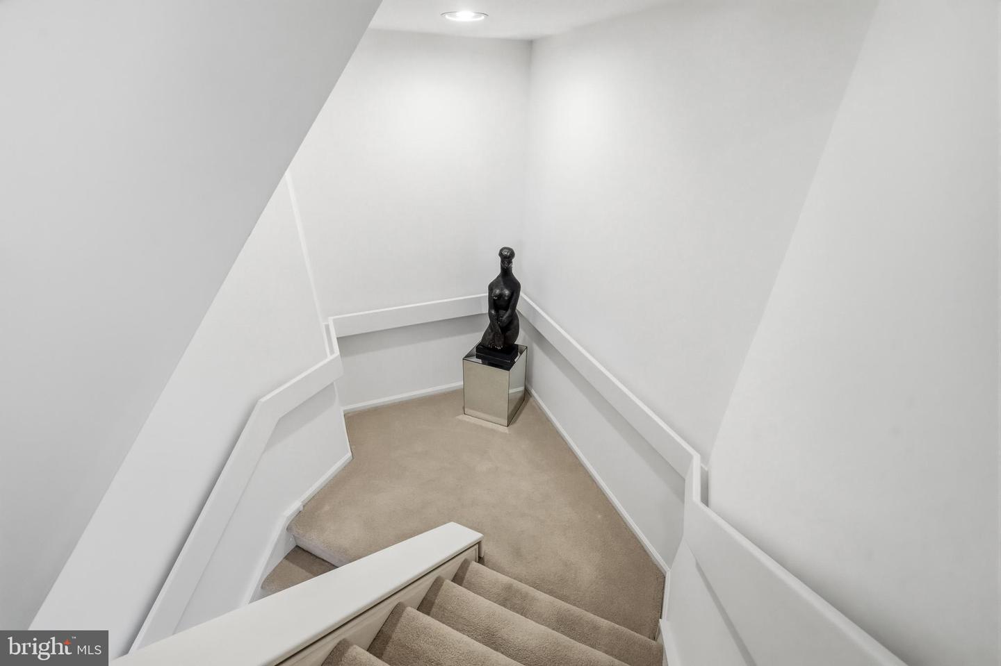 1606 Chanticleer Property Photo 37
