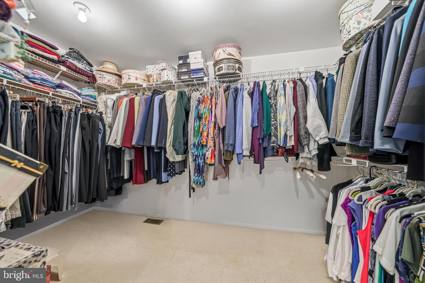 1606 Chanticleer Property Photo 44
